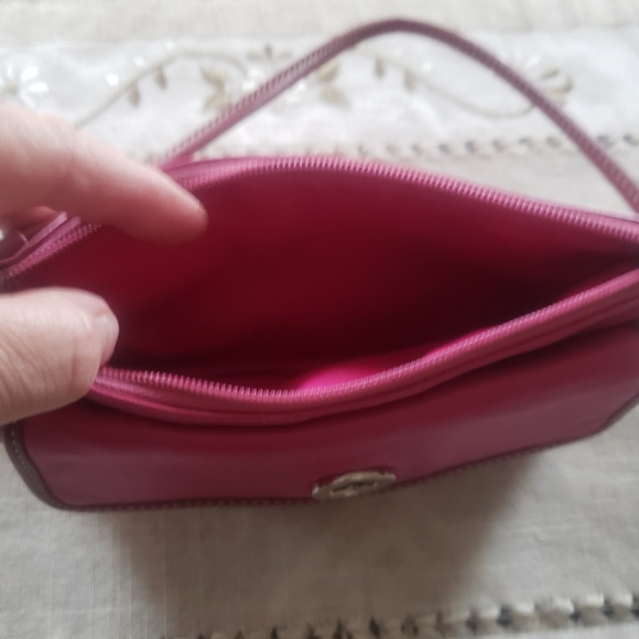 Coach Really Cute pink wristlet Used - Picture 8 of 9